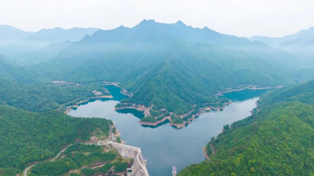 environmental conditions such as soil, вода, and air quality